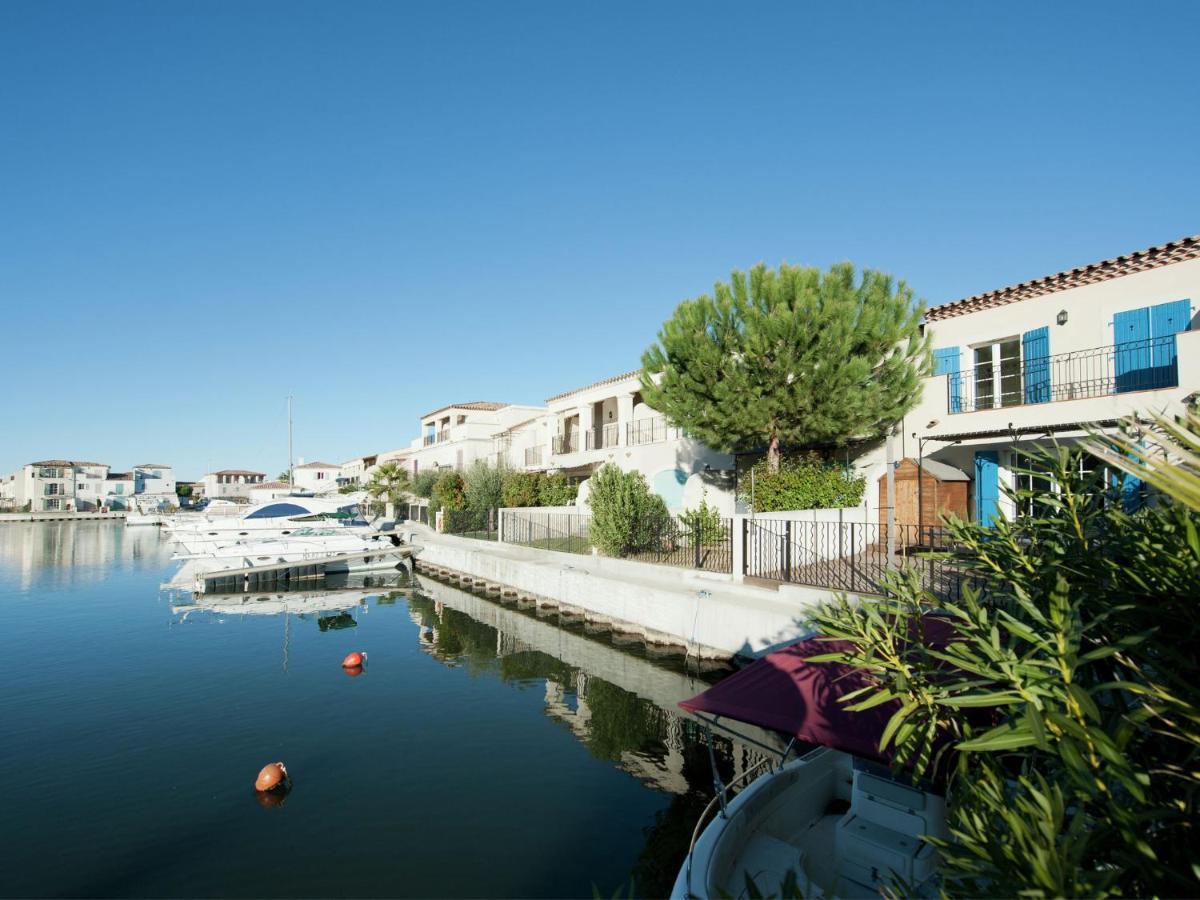 Modern Villa Near The Sea With Balcony Aigues-Mortes Exterior photo